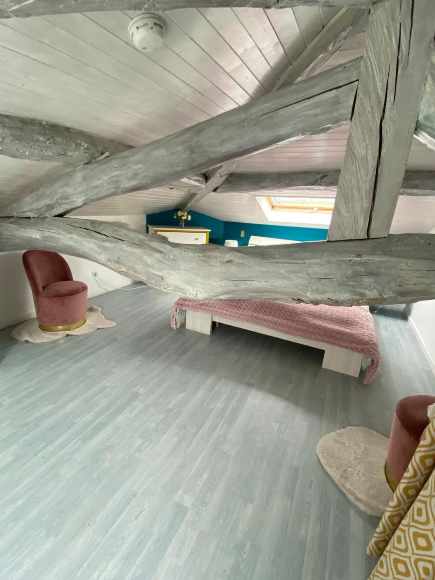 B&B Insolite Entre Lyon Et Aeroport Pusignan Bagian luar foto